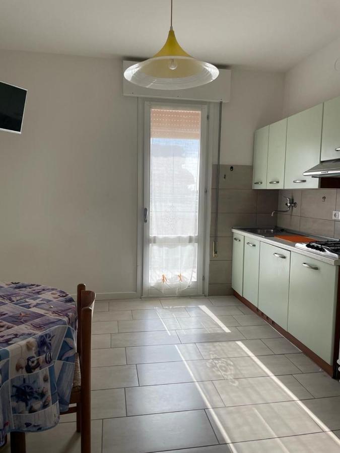 Condominio Michelangelo-Solo Per Famiglie- Walterigato Apartments ليدو دي يسولو المظهر الخارجي الصورة
